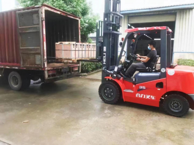 中国三牙轮矿用钻头称雄南美